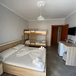 Augustus Hotel 3*