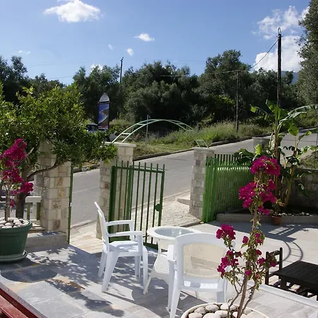 Hotel Augustus Dhërmi