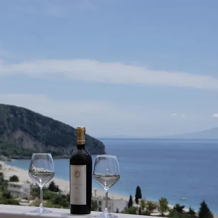 Augustus Hotel 3*