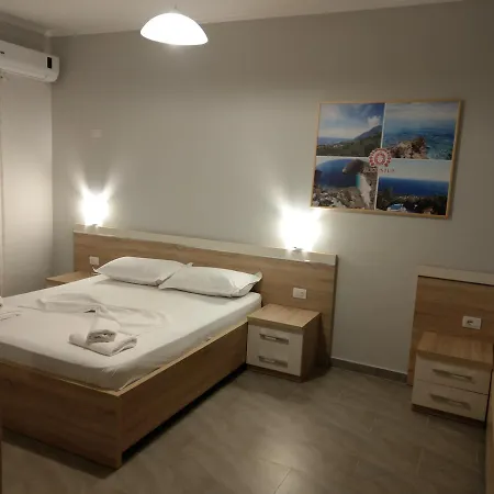 Hotel Augustus Dhërmi
