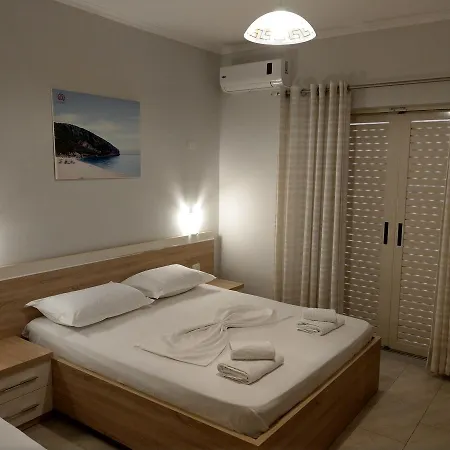 Hotel Augustus Dhërmi