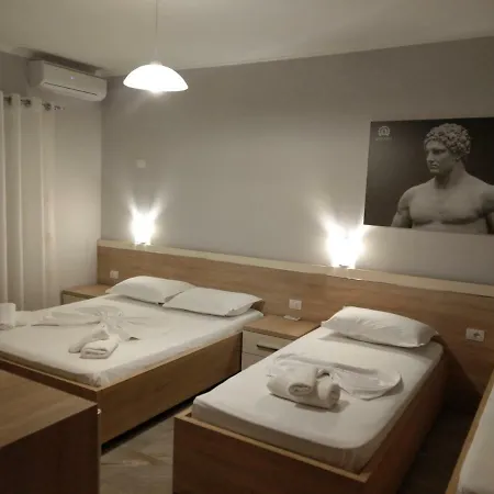 Ξενοδοχείο Augustus 3*