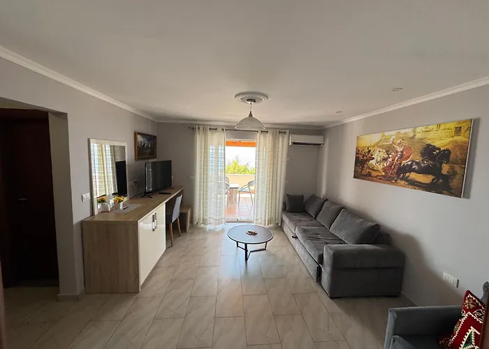 Augustus Hotel Dhermi