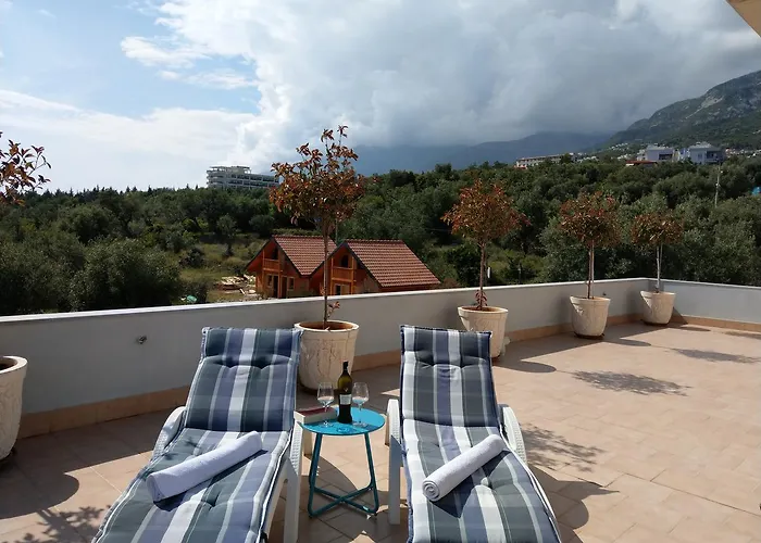 Hotel Augustus Dhermi